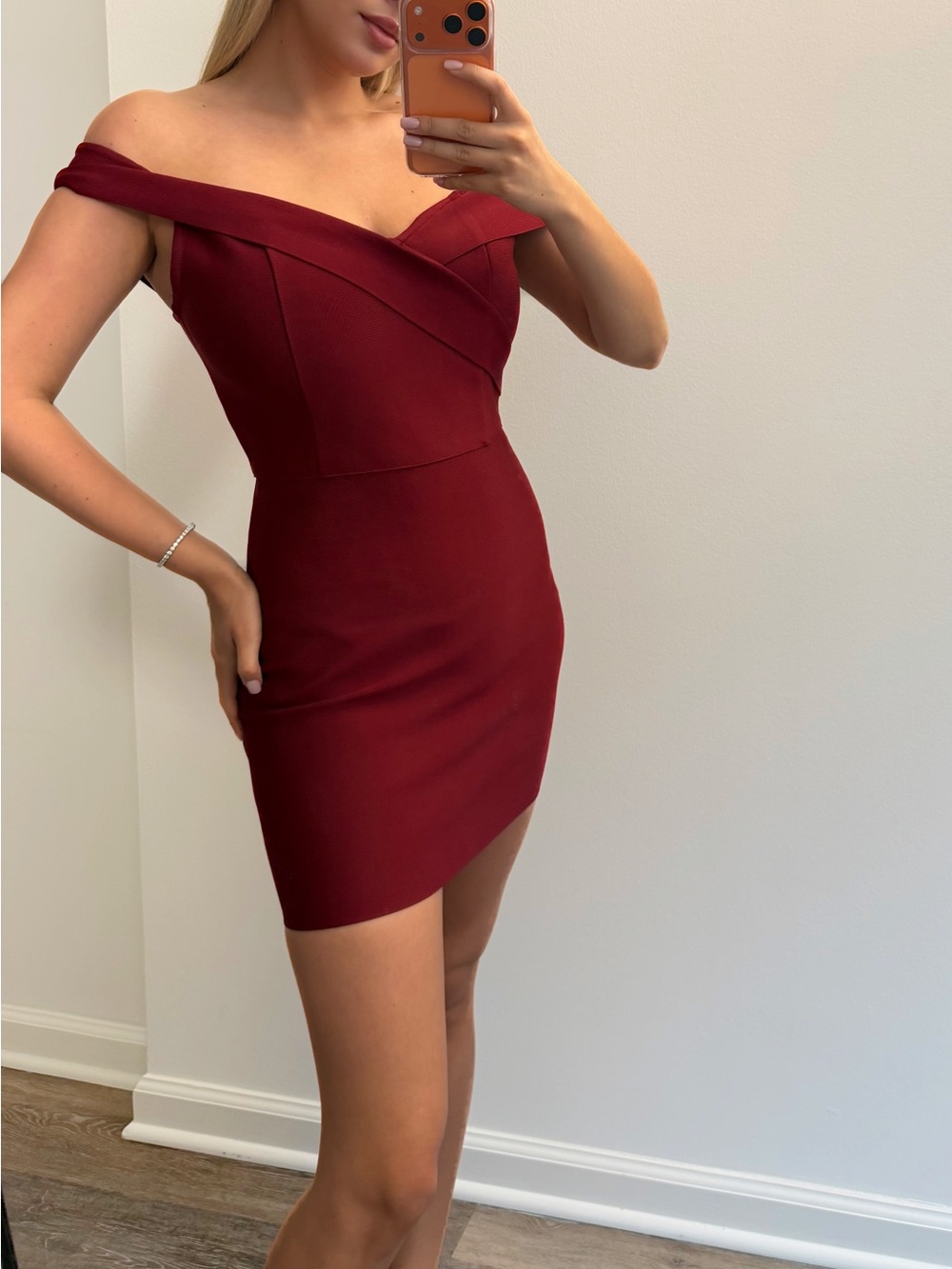 One-Shoulder Bodycon Dress in Burgundy